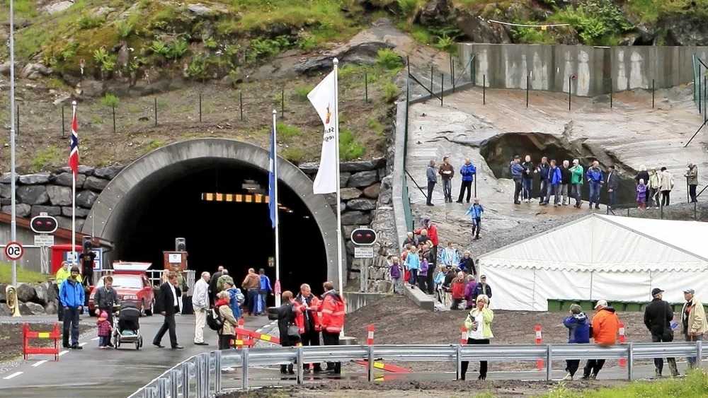 Tunnel in Norway: Eiksund