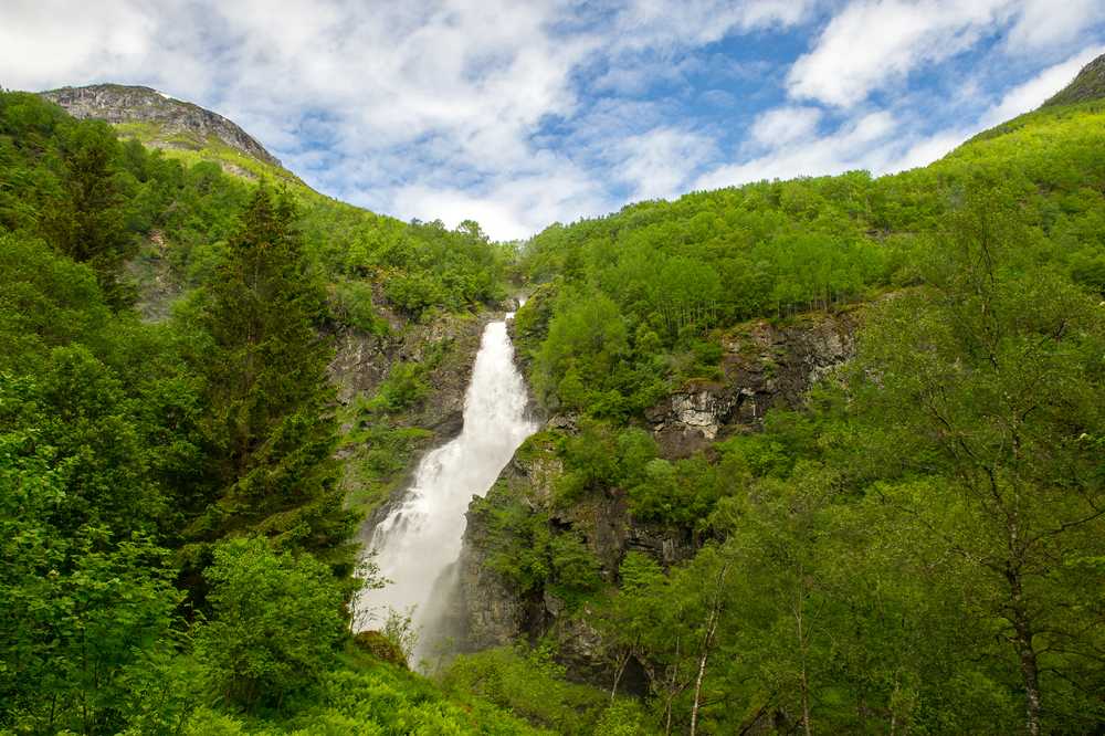 Rjoandefossen Waterfall